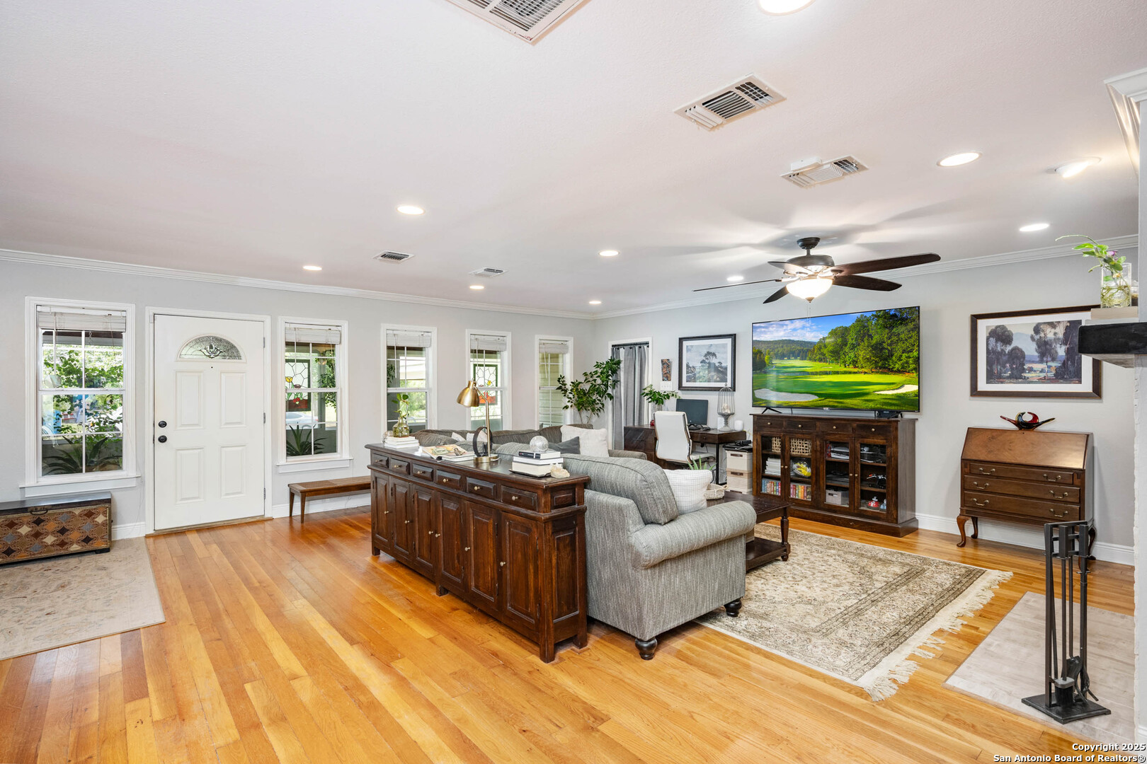 131 Larchmont San Antonio TX 78209
