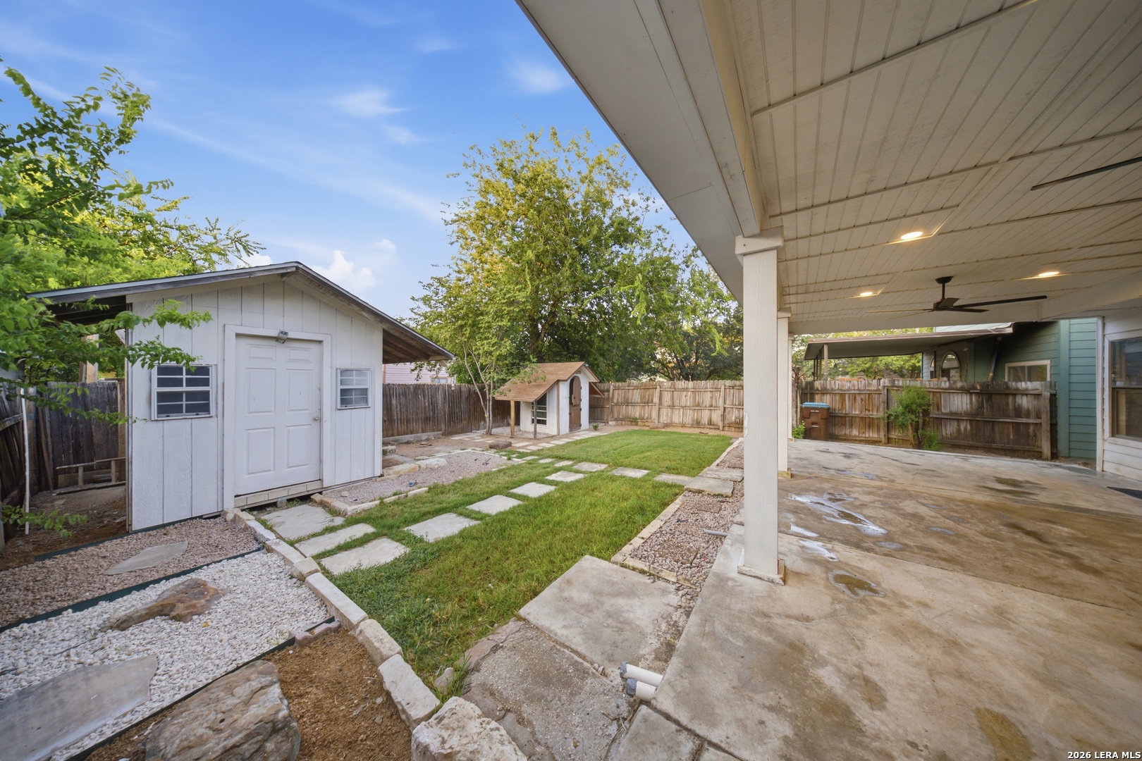 10207 Aurora Field San Antonio TX 78245