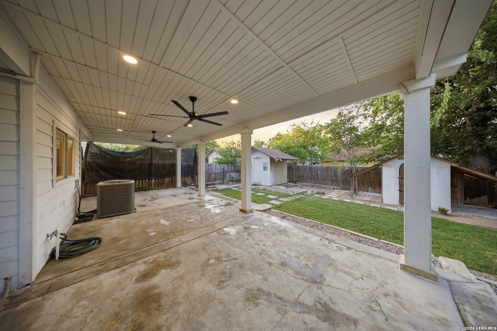 10207 Aurora Field San Antonio TX 78245