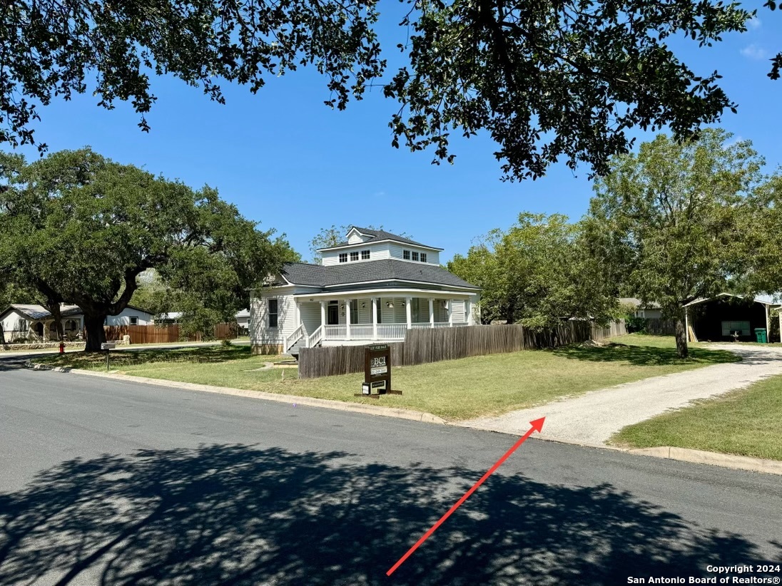 410 E Bandera Boerne TX 78006