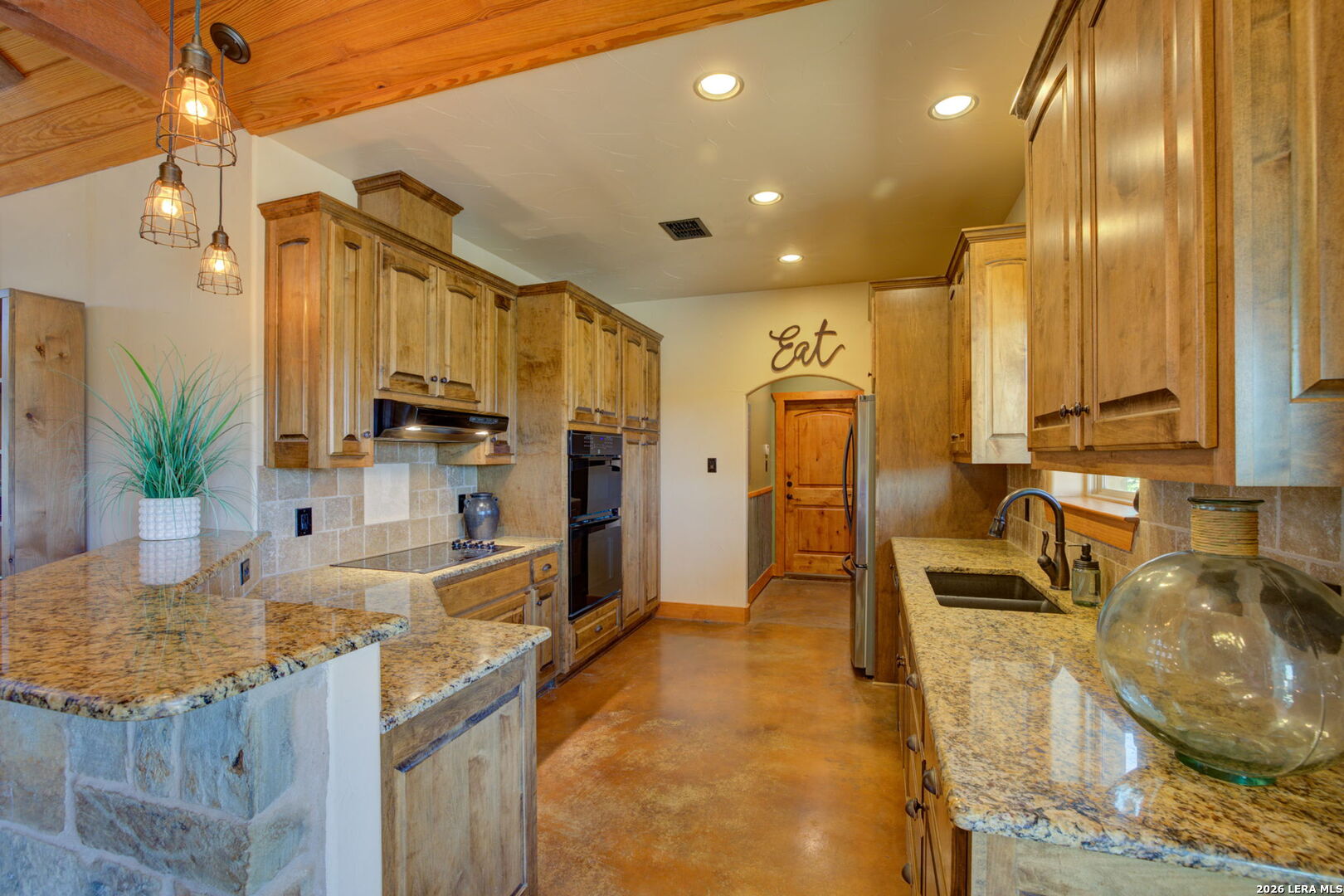 230 Falling Hills New Braunfels TX 78132