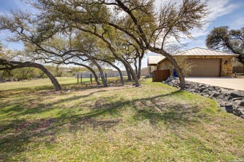 230 Falling Hills New Braunfels TX 78132