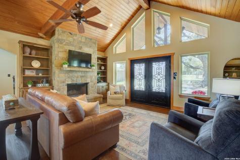 230 Falling Hills New Braunfels TX 78132