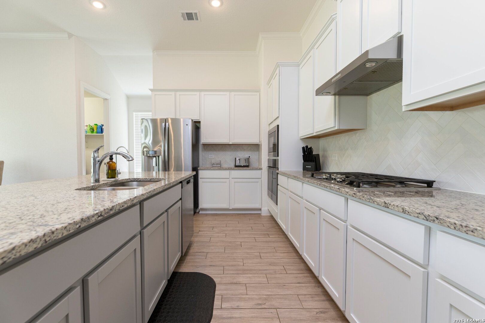 9307 Madler San Antonio TX 78263