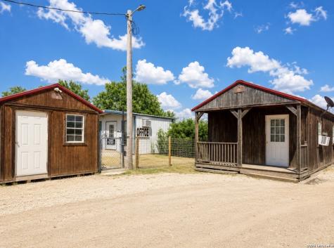 3108 Fm 190 Asherton TX 78827