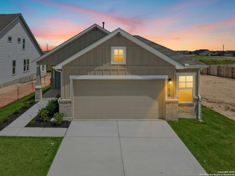 1518 Bluff Path New Braunfels TX 78130