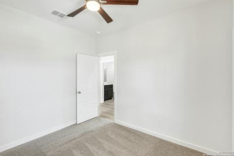 1518 Bluff Path New Braunfels TX 78130