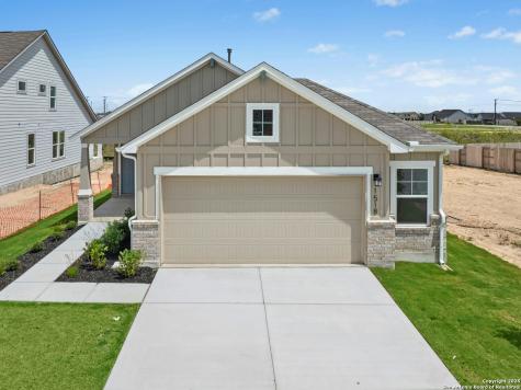 1518 Bluff Path New Braunfels TX 78130