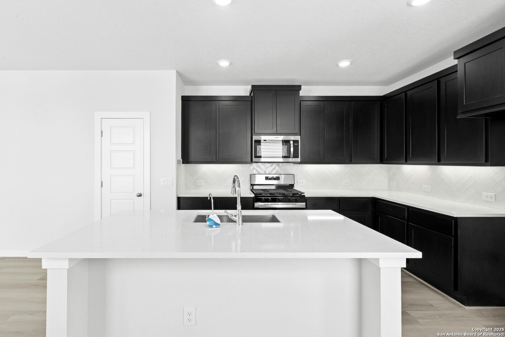 1518 Bluff Path New Braunfels TX 78130