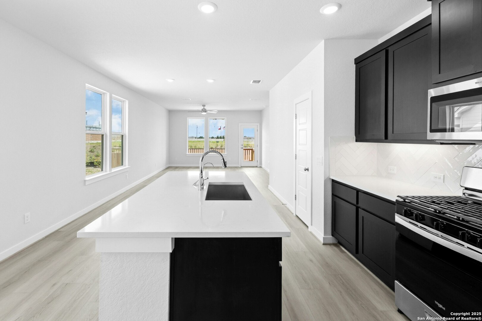 1518 Bluff Path New Braunfels TX 78130