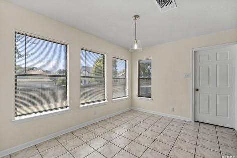 8614 Running Quail San Antonio TX 78250