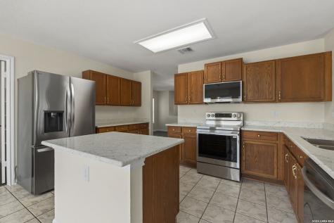 8614 Running Quail San Antonio TX 78250