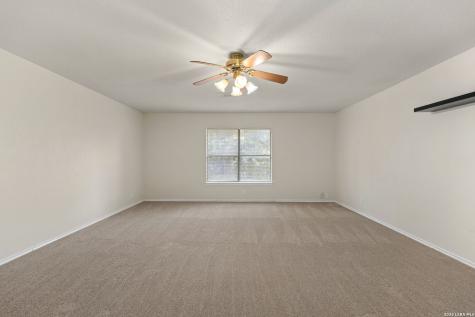 8614 Running Quail San Antonio TX 78250
