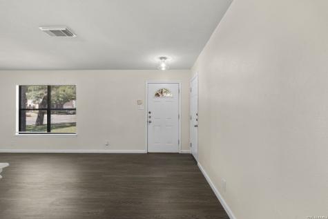 8614 Running Quail San Antonio TX 78250