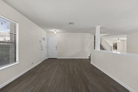 8614 Running Quail San Antonio TX 78250