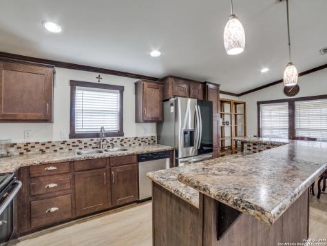2741 State Highway 123 Stockdale TX 78160