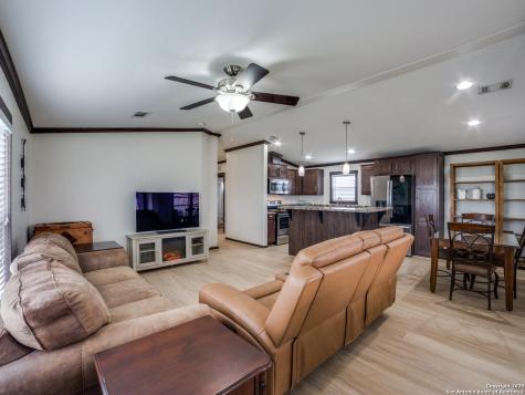 2741 State Highway 123 Stockdale TX 78160