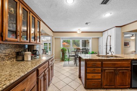 318 Whisper Wood Lane San Antonio TX 78216