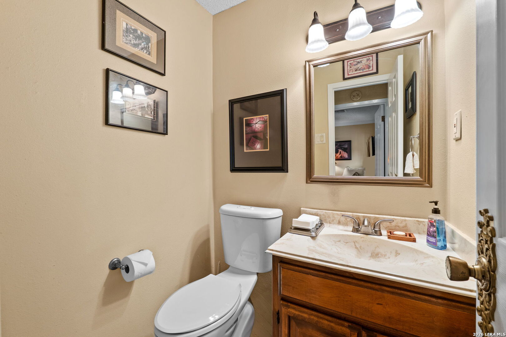 318 Whisper Wood Lane San Antonio TX 78216
