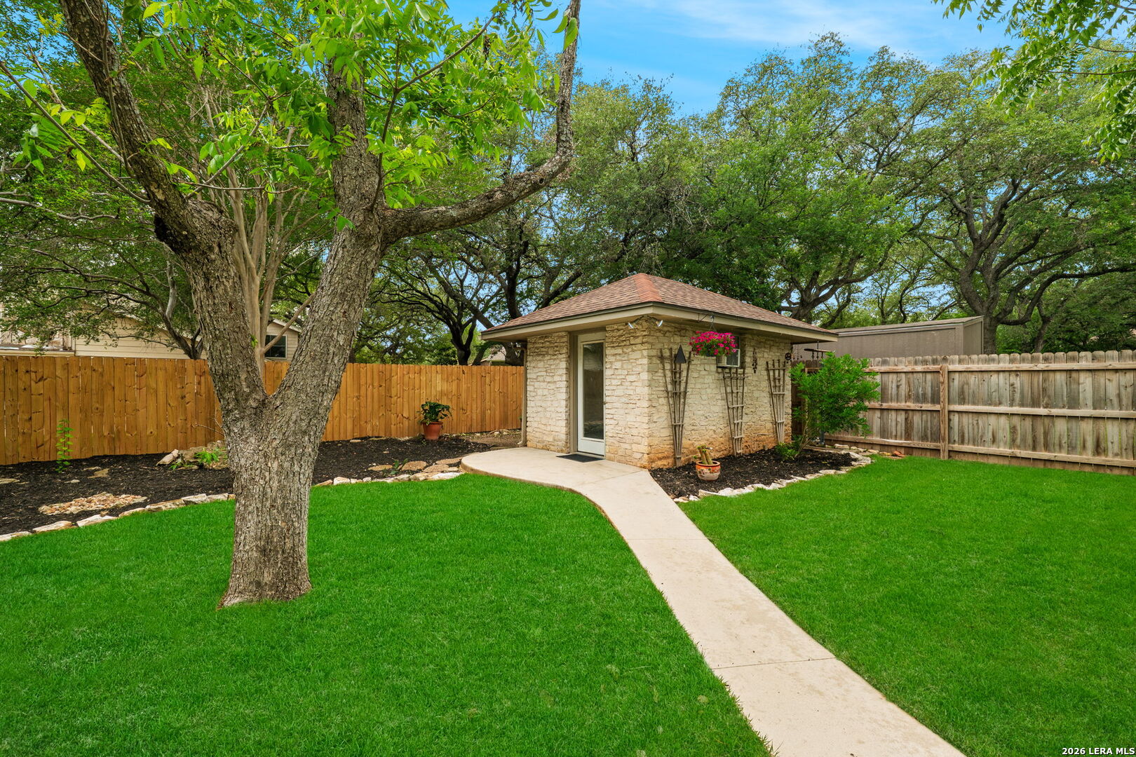 318 Whisper Wood Lane San Antonio TX 78216