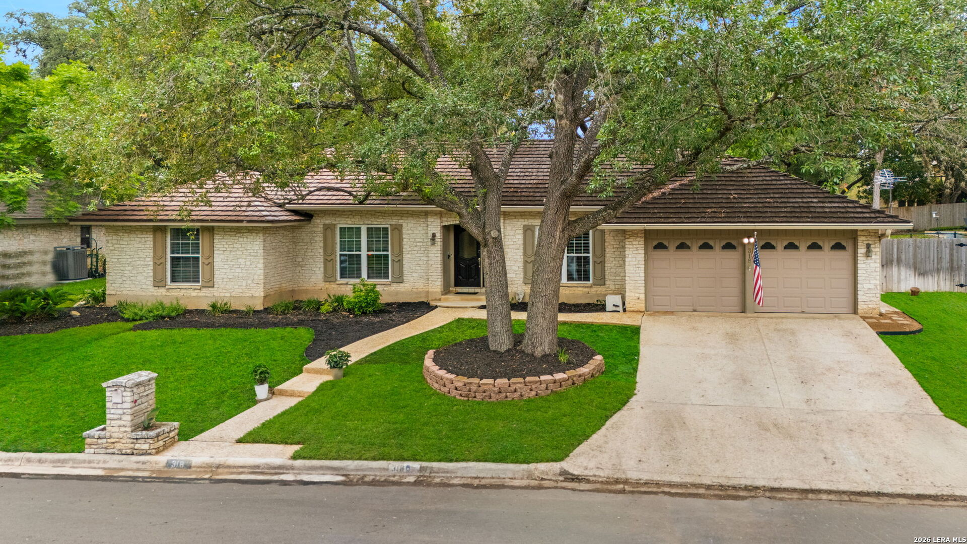 318 Whisper Wood Lane San Antonio TX 78216