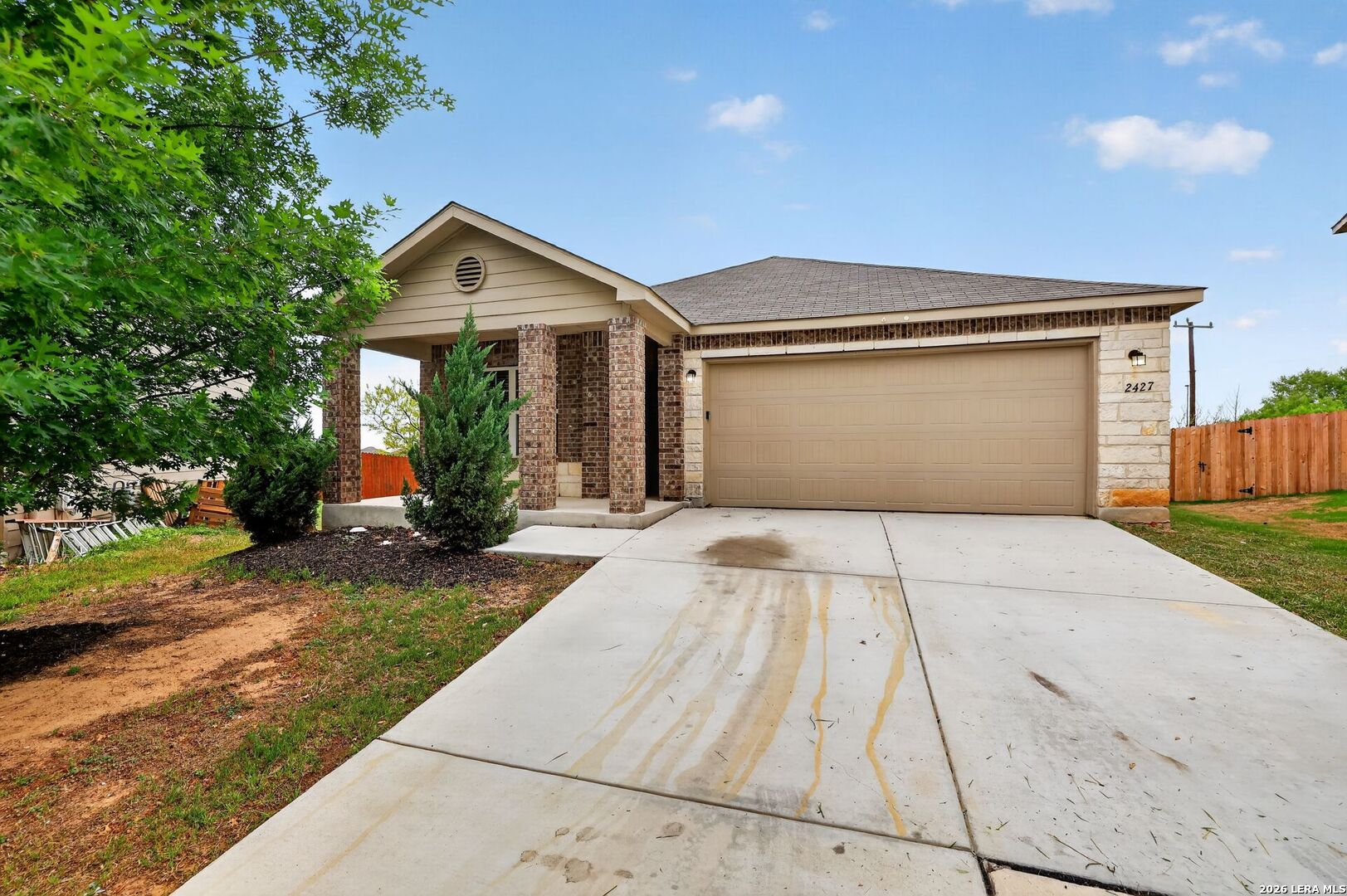 2427 Camberly View Converse TX 78109
