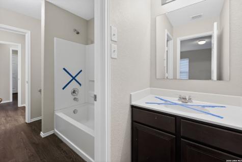 2427 Camberly View Converse TX 78109