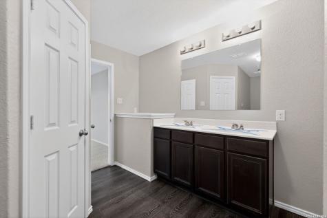 2427 Camberly View Converse TX 78109