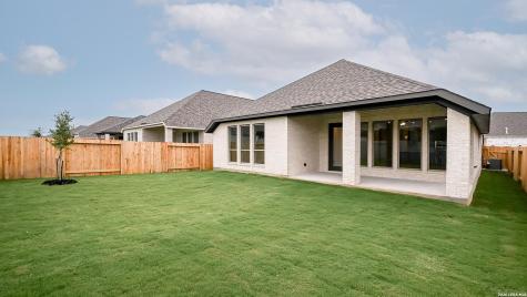1723 Gyst Road Seguin TX 78155