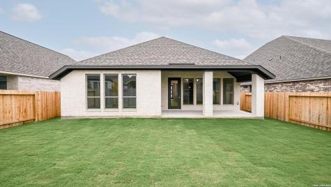 1723 Gyst Road Seguin TX 78155