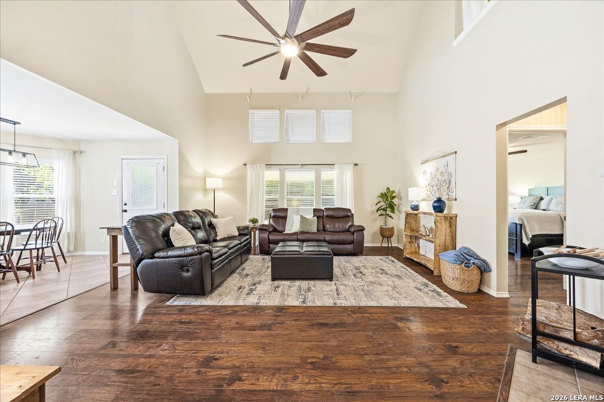2702 Glenbrook Way San Antonio TX 78261
