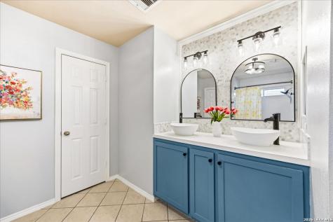 2702 Glenbrook Way San Antonio TX 78261