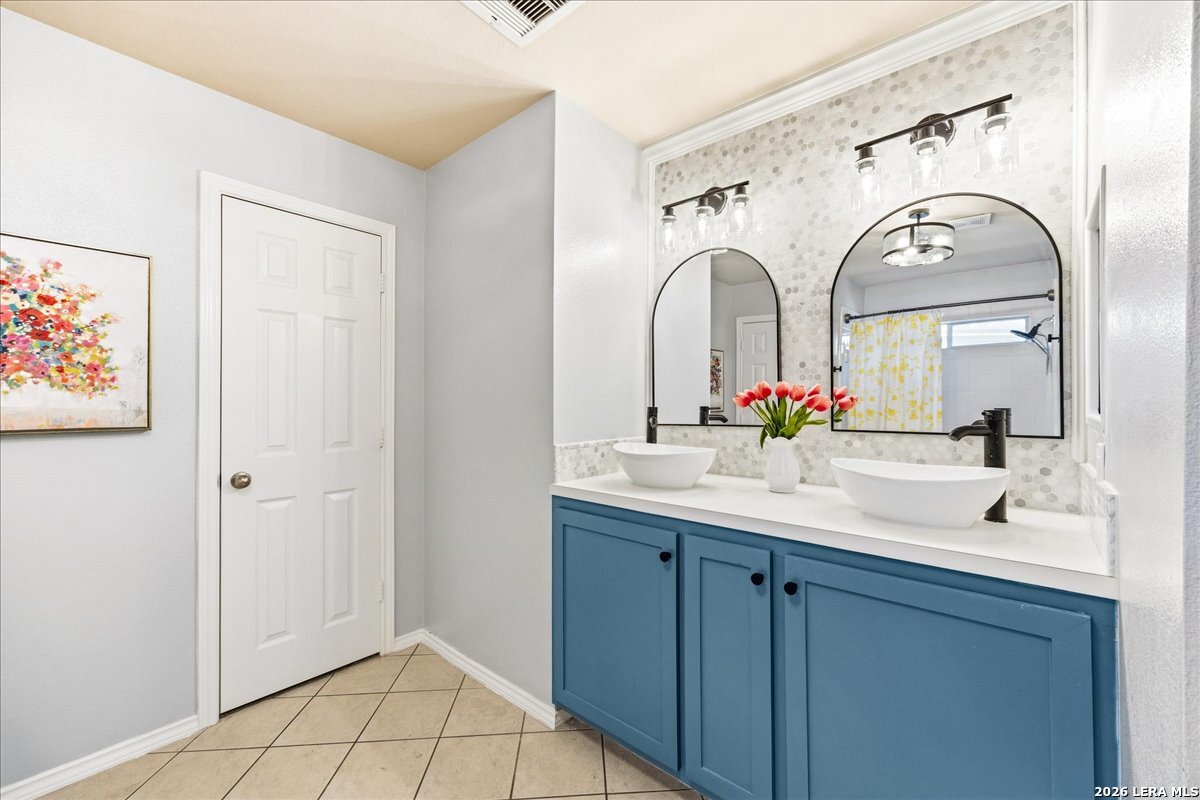 2702 Glenbrook Way San Antonio TX 78261