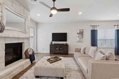 28804 Crowley Creek San Antonio TX 78260