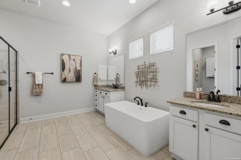 28804 Crowley Creek San Antonio TX 78260