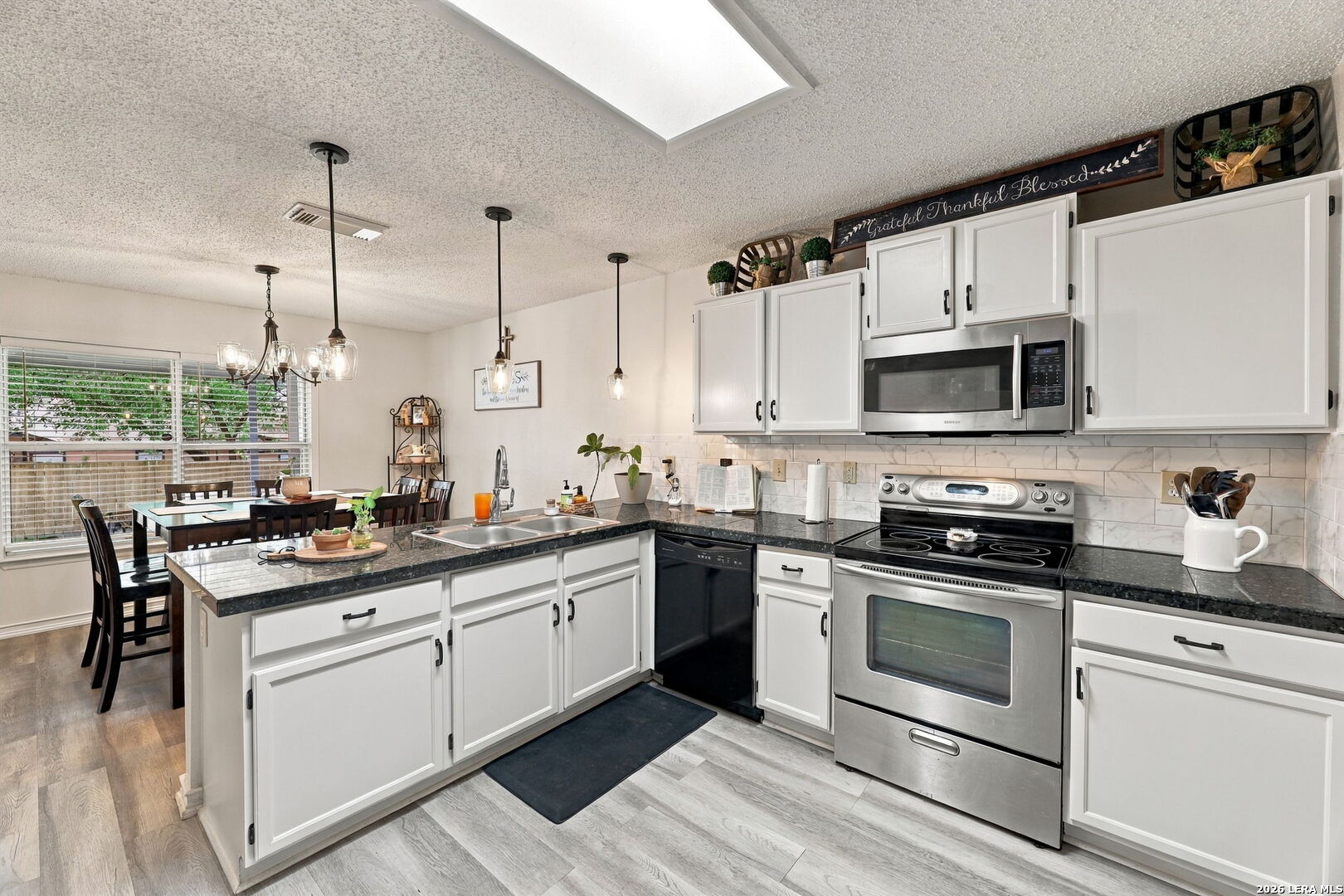 9802 Hawkwood San Antonio TX 78250