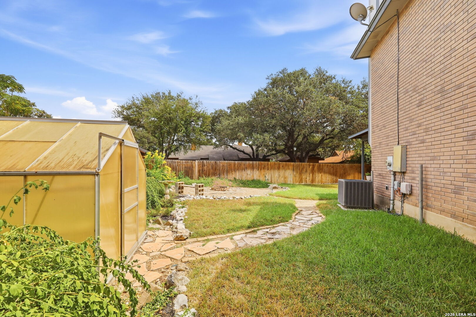 9802 Hawkwood San Antonio TX 78250