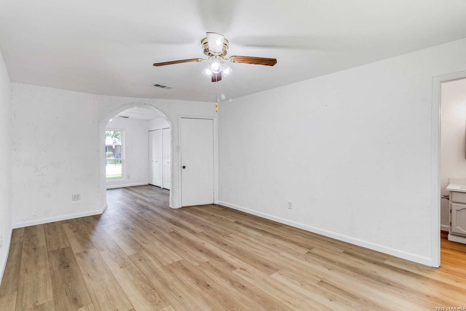 8214 Meadow Forest Street San Antonio TX 78251