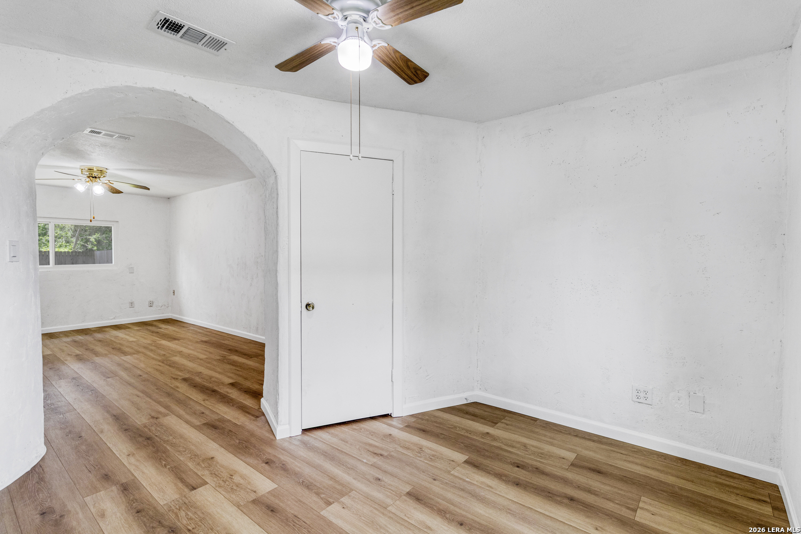 8214 Meadow Forest Street San Antonio TX 78251