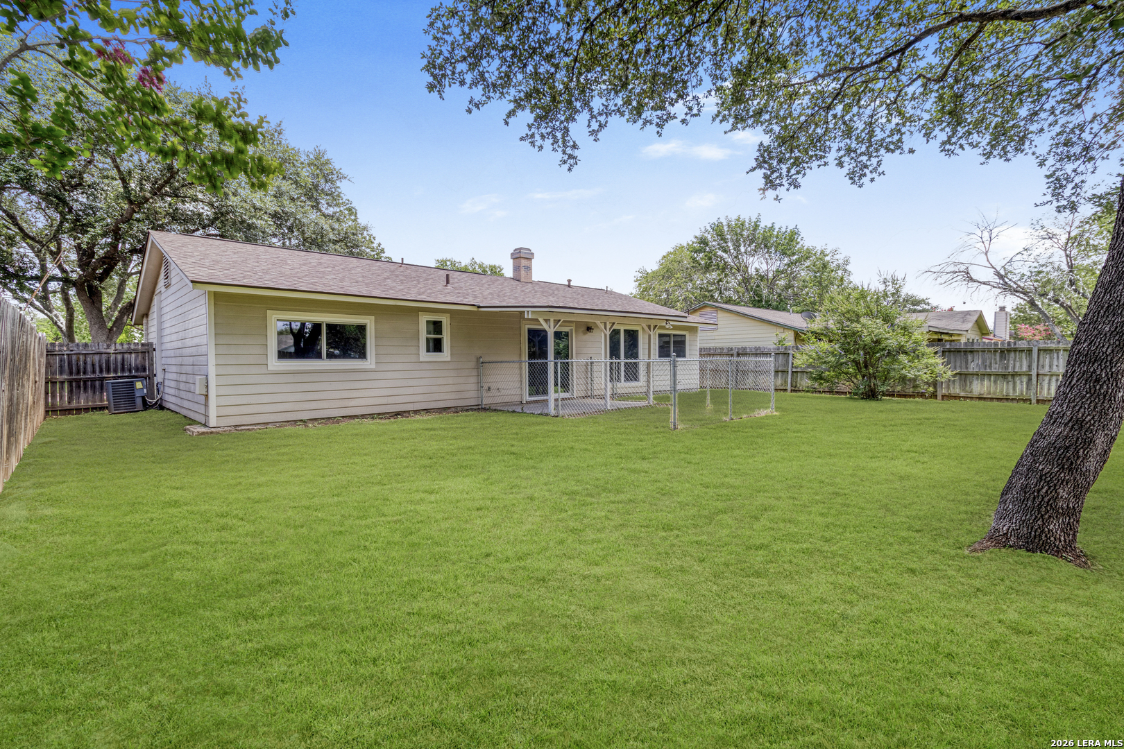 8214 Meadow Forest Street San Antonio TX 78251