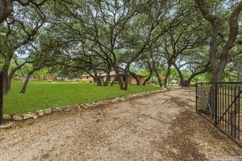 6674 Pembroke Road San Antonio TX 78240