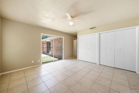 4938 Fairford San Antonio TX 78228