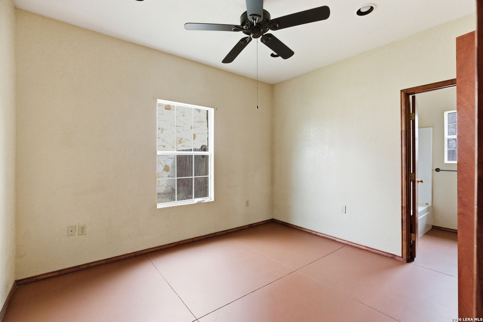 414 Harl Street Pleasanton TX 78064