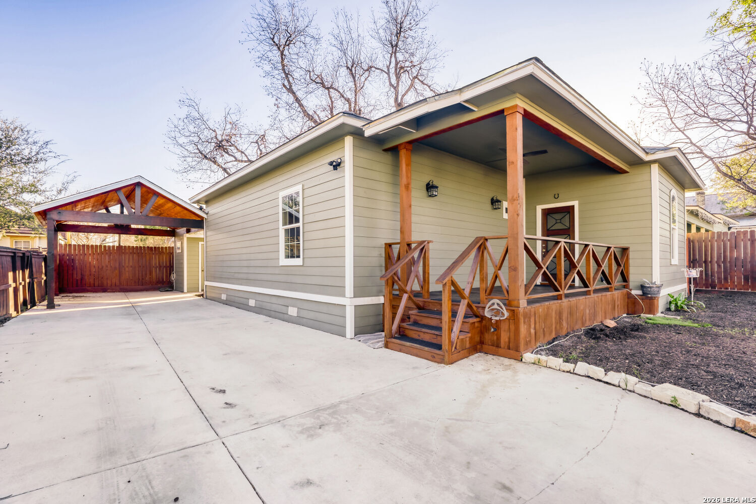 1114 W Myrtle San Antonio TX 78201