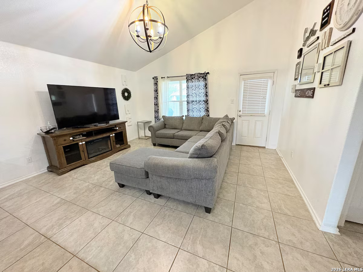 8011 Solar Mist San Antonio TX 78252