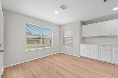 9714 Connemara Bend San Antonio TX 78254