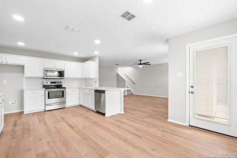 9714 Connemara Bend San Antonio TX 78254