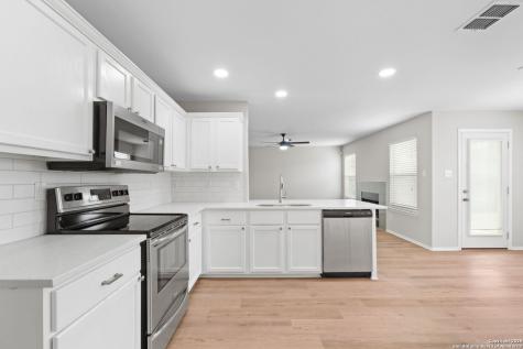 9714 Connemara Bend San Antonio TX 78254