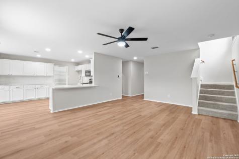 9714 Connemara Bend San Antonio TX 78254