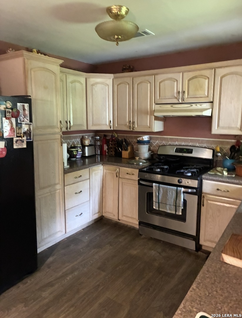 323 E White Street Dilley TX 78017